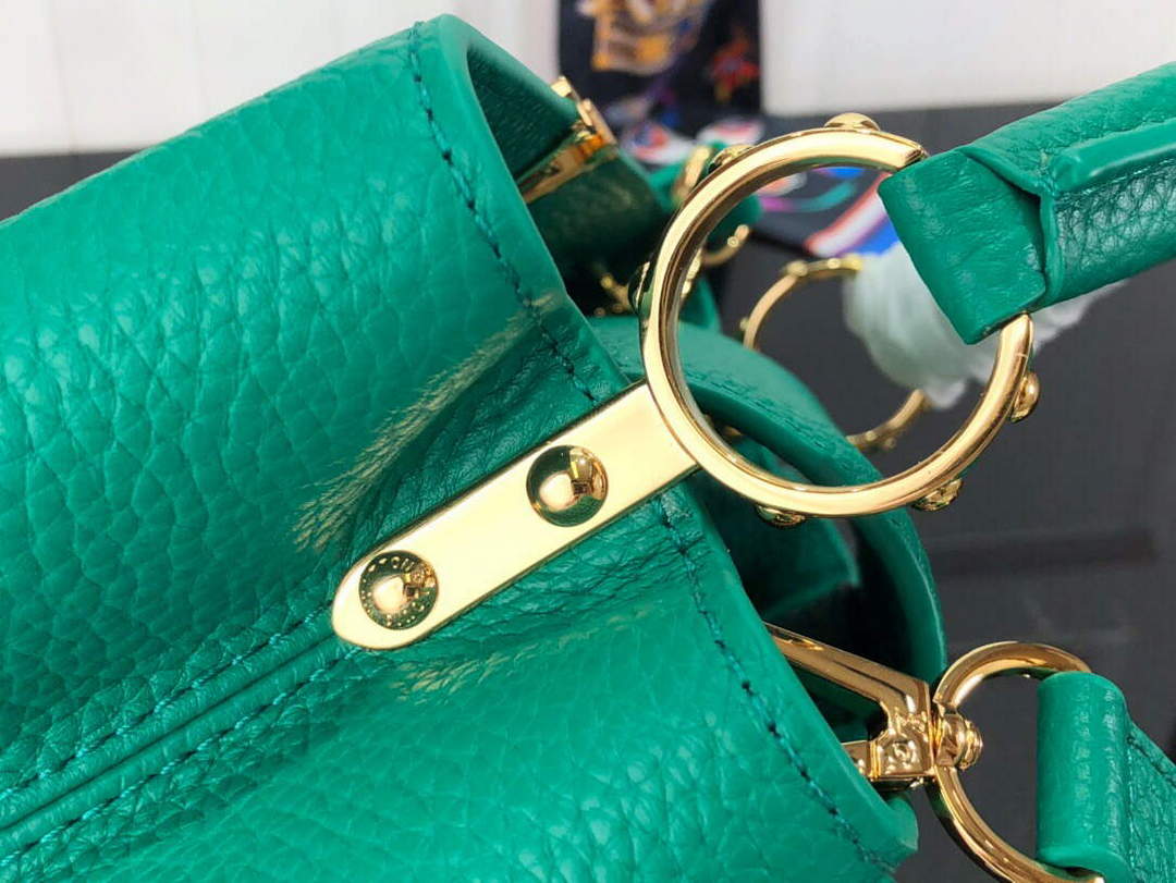 LV M59066 Louis Vuitton Capucines BB Handbag Green - Default Title - View 7
