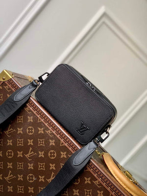 LV M59161 Louis Vuitton Alpha Wearable Wallet Black - Default Title - View 1