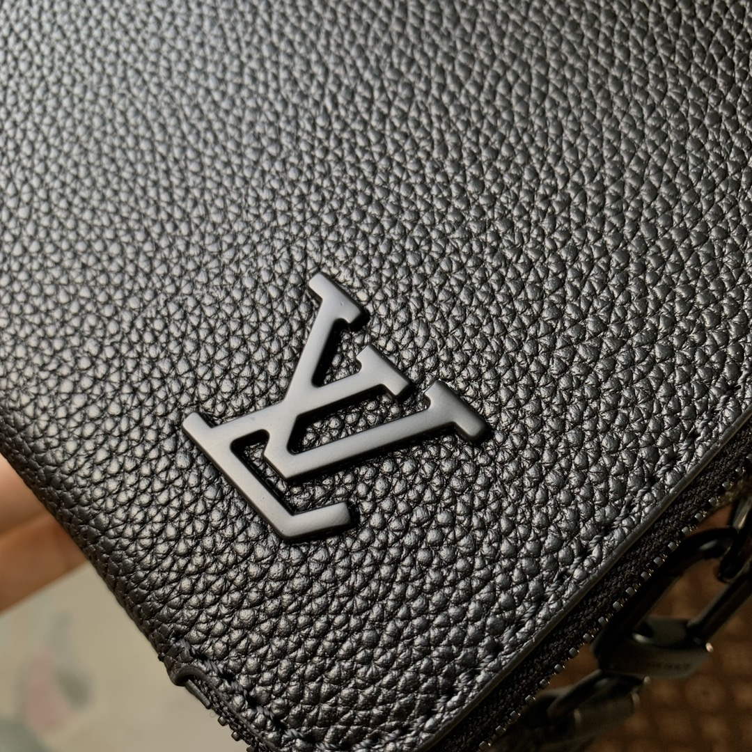 LV M59161 Louis Vuitton Alpha Wearable Wallet Black - Default Title - View 5