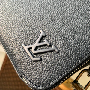 LV M59161 Louis Vuitton Alpha Wearable Wallet Blue - Default Title - View 3