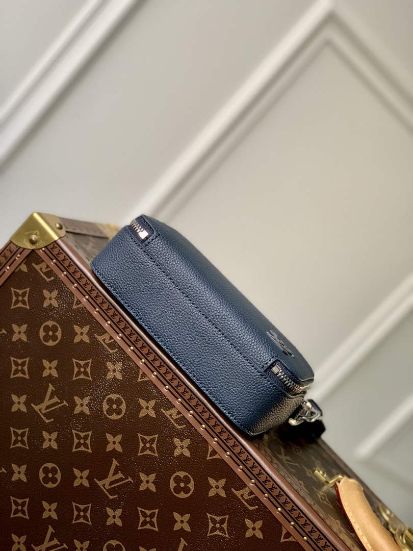 LV M59161 Louis Vuitton Alpha Wearable Wallet Blue - Default Title - View 7
