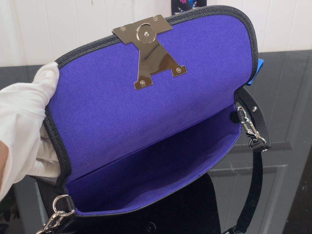 LV M59386 Louis Vuitton Buci Crossbody Bag M59457 Black - Default Title - View 8