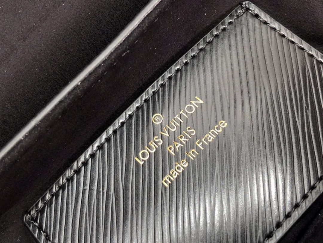 LV M59402 Louis Vuitton Twist MM Epi Grained Leather Black - Default Title - View 8