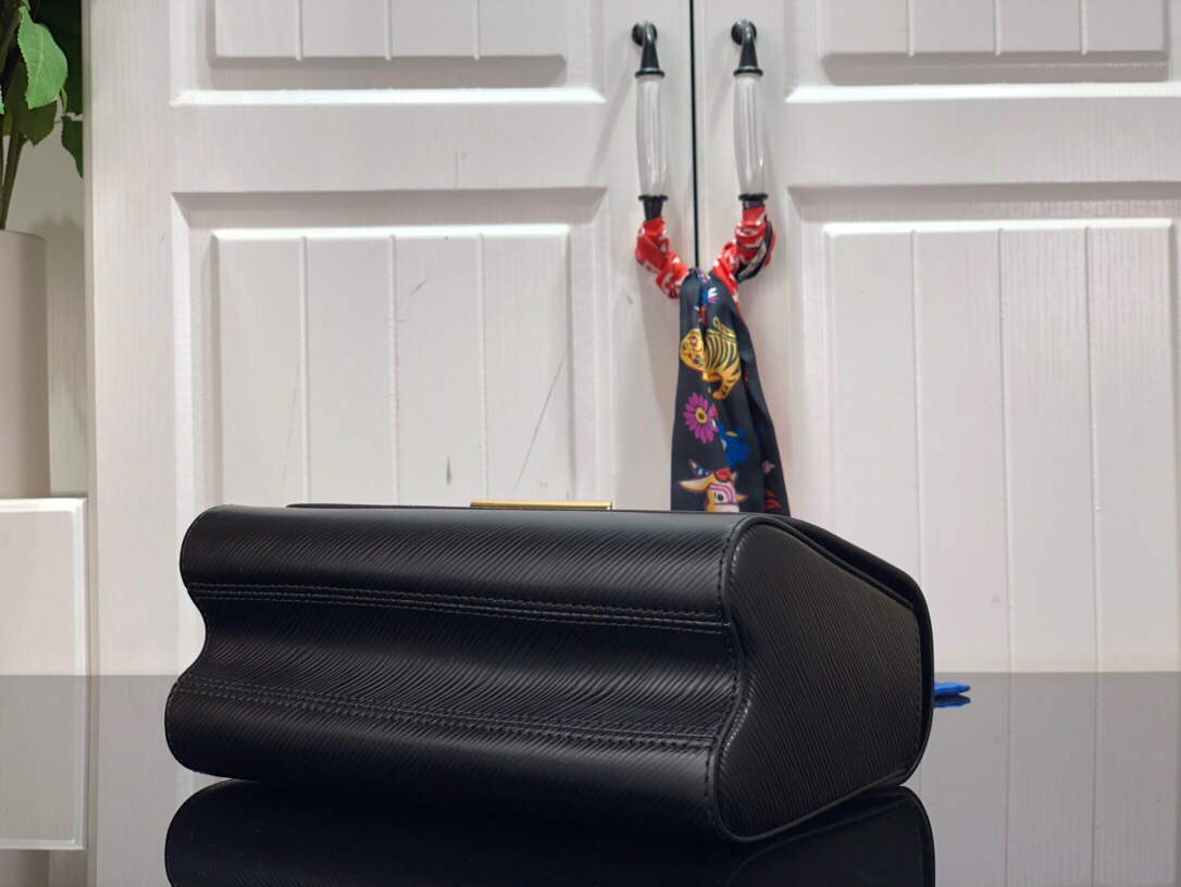 LV M59411 Louis Vuitton Twist MM Black - Default Title - View 4