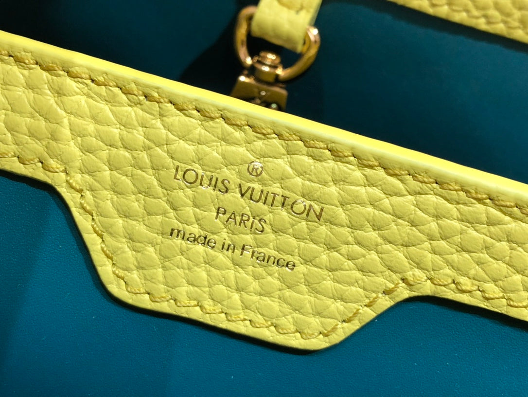 LV M59468 Louis Vuitton Capucines BB Handbag Snow White and Cedrat - Default Title - View 5