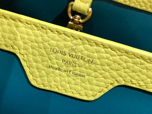 LV M59468 Louis Vuitton Capucines BB Handbag Snow White and Cedrat - Default Title - View 5