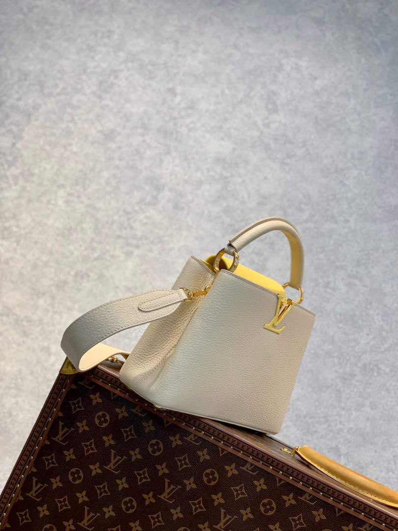 LV M59512 Louis Vuitton Capucines BB Bag Cr¨¨me Beige / Plume Yellow