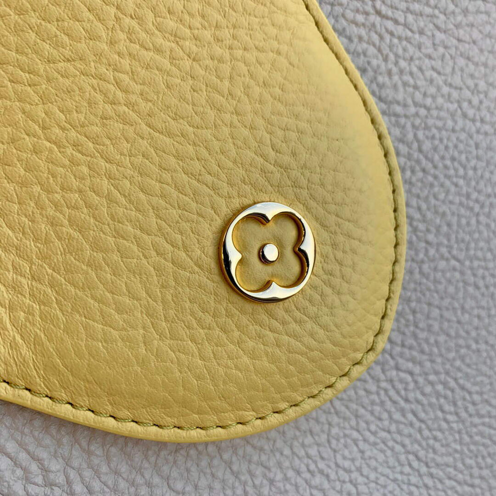 LV M59512 Louis Vuitton Capucines BB Bag Cr¨¨me Beige / Plume Yellow