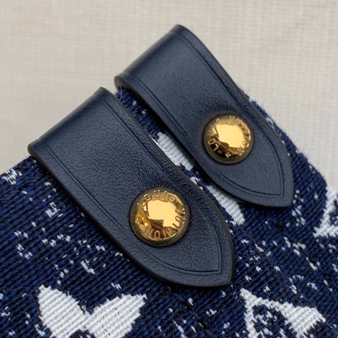 LV M59608 Louis Vuitton Onthego MM Denim Leather Bag - Default Title - View 5