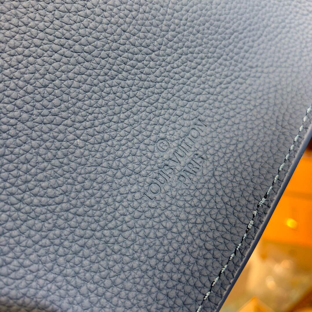 LV M59625 Louis Vuitton New Sling Bag Blue - Default Title - View 7
