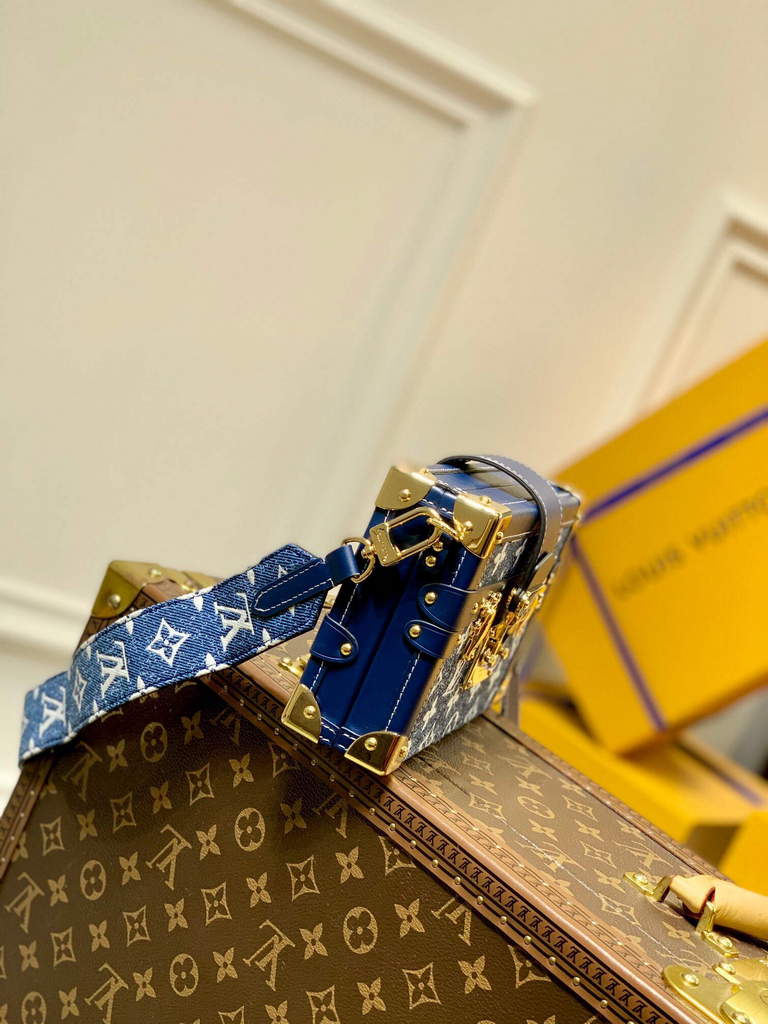 LV M59717 Louis Vuitton Petite Malle Denim Bag Blue - Default Title - View 3