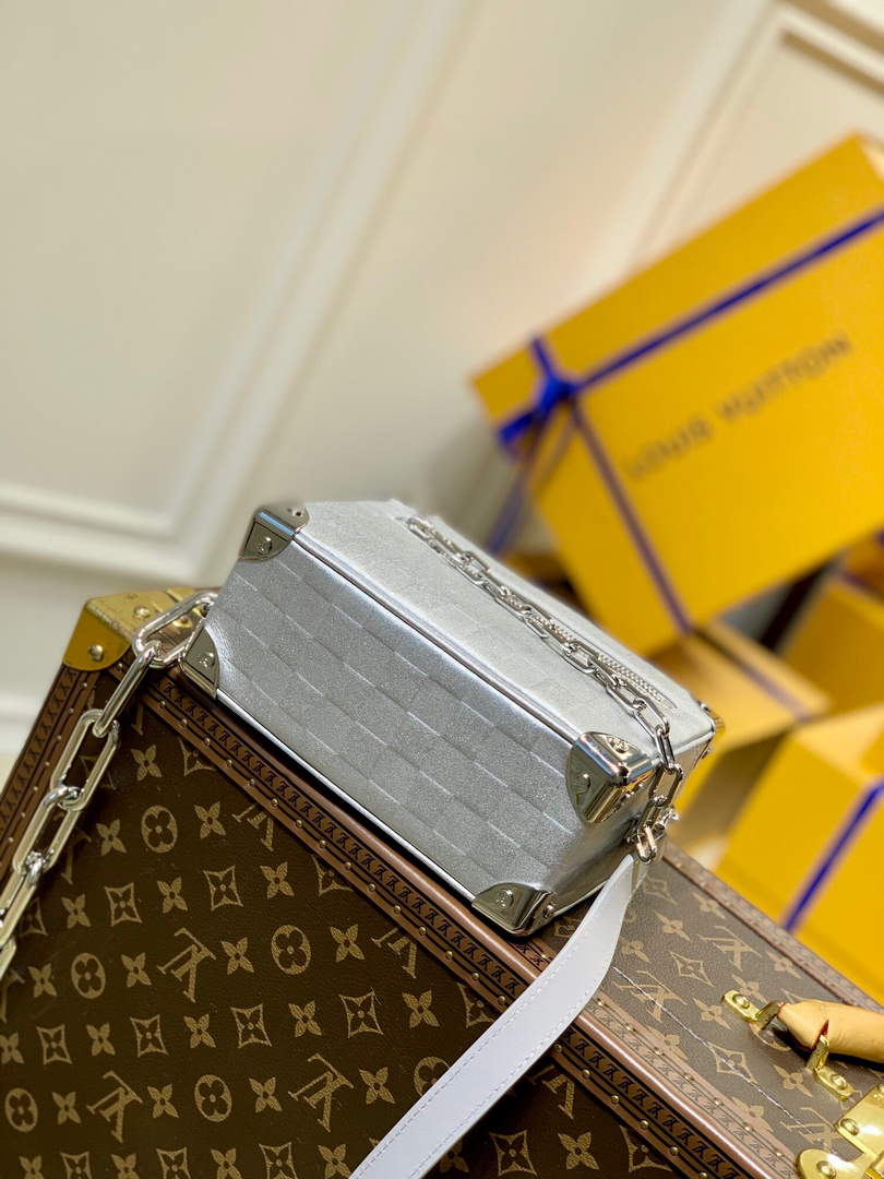 LV M59726 Louis Vuitton Mini Soft Trunk Silver - Default Title - View 4