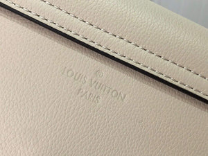 LV M59733 Louis Vuitton Lockme Tender Quartz White - Default Title - View 6