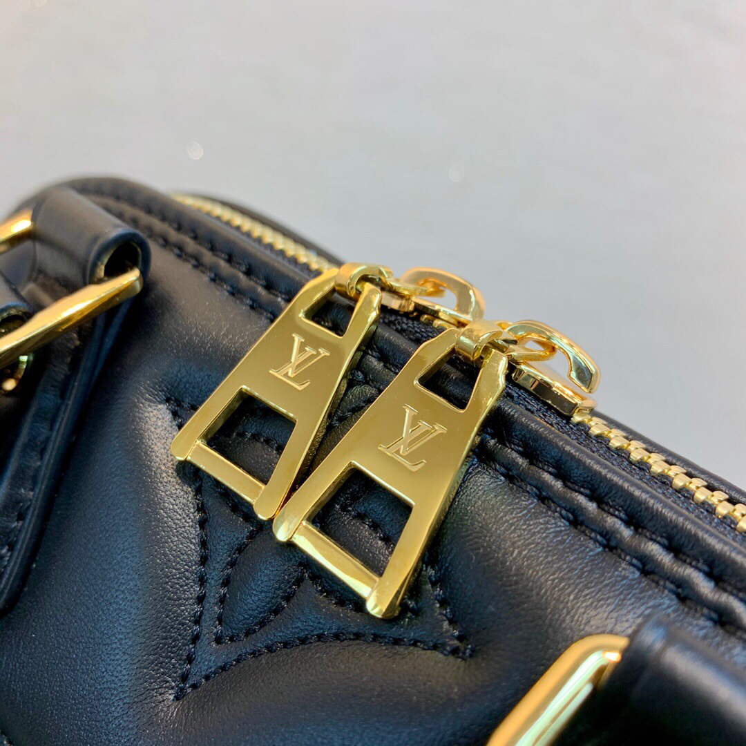 LV M59793 Louis Vuitton Alma BB Handbag Black - Default Title - View 5
