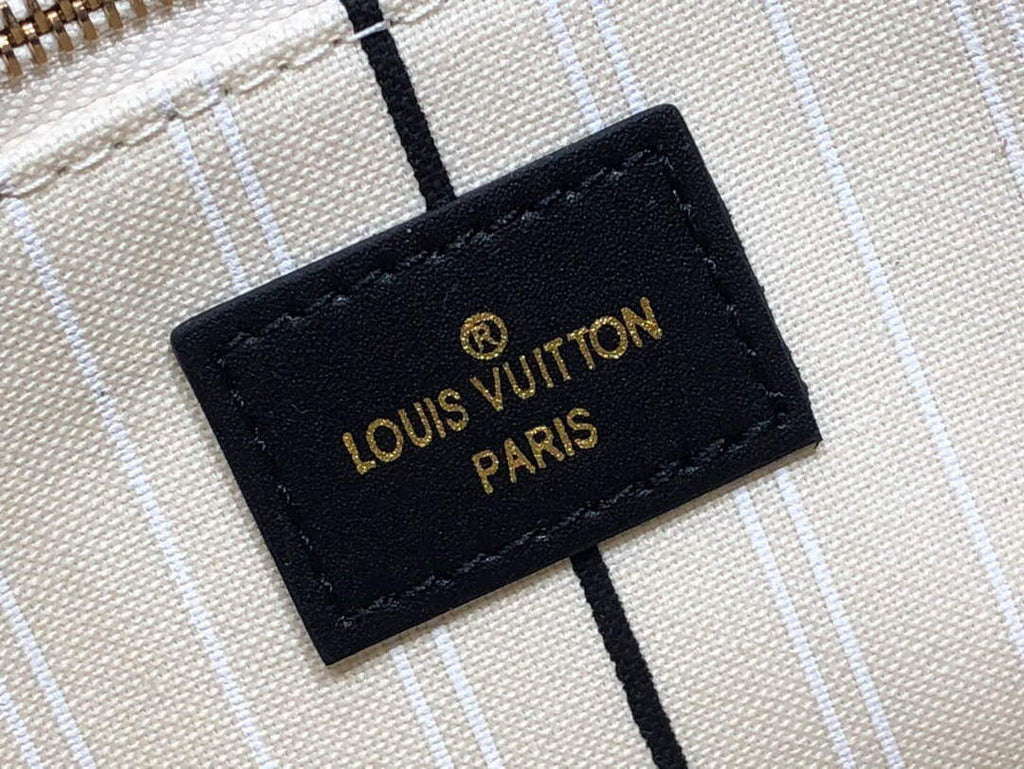 LV M59842 Louis Vuitton On My Side MM Tote Bag Black