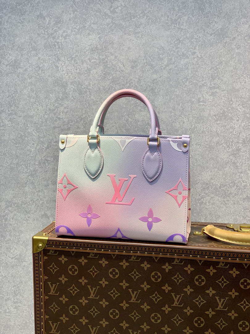 LV M59856 Louis Vuitton Onthego PM Shopping Bag Monogram - Default Title - View 1