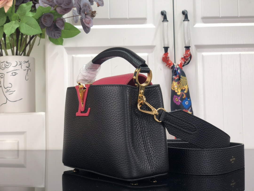 LV M59882 Louis Vuitton Capucines Mini BB Handbag Black - Default Title - View 3
