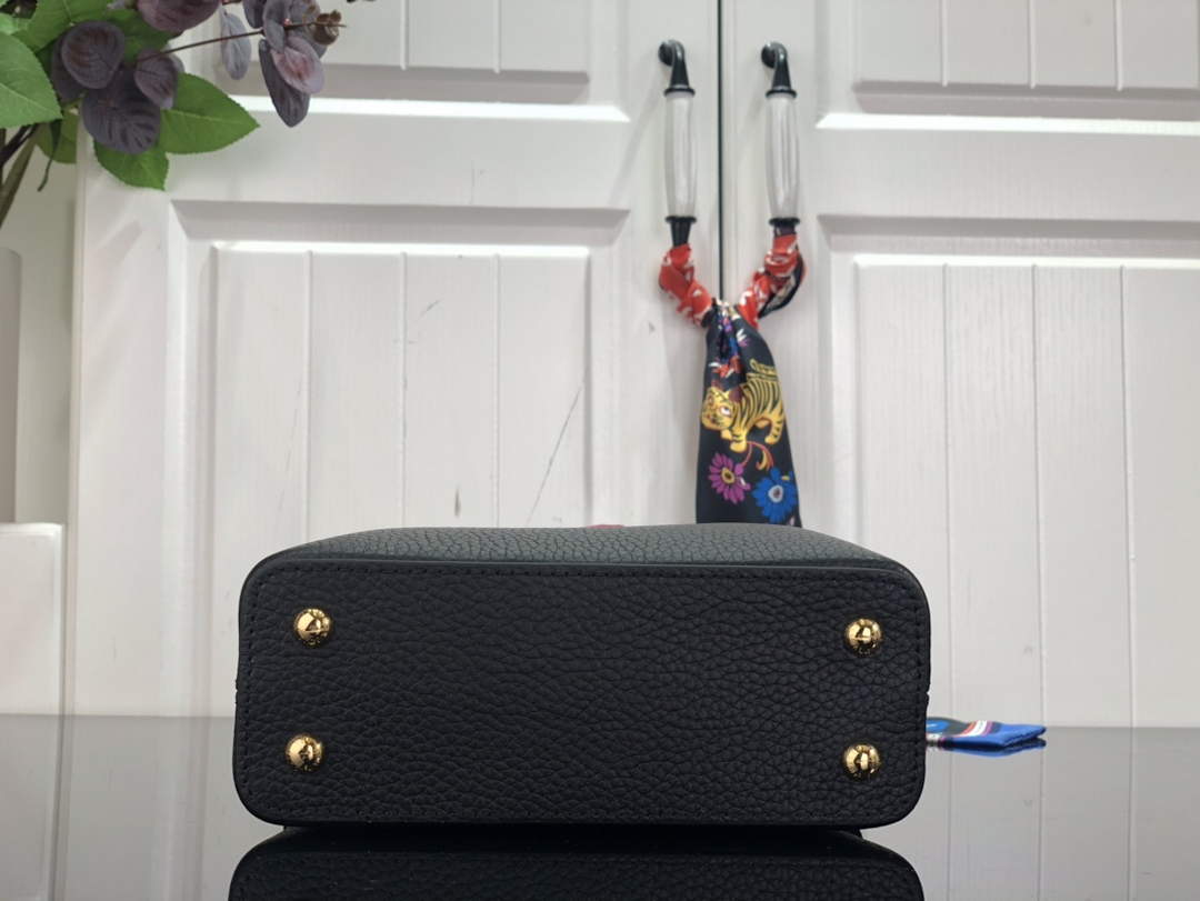 LV M59882 Louis Vuitton Capucines Mini BB Handbag Black - Default Title - View 9