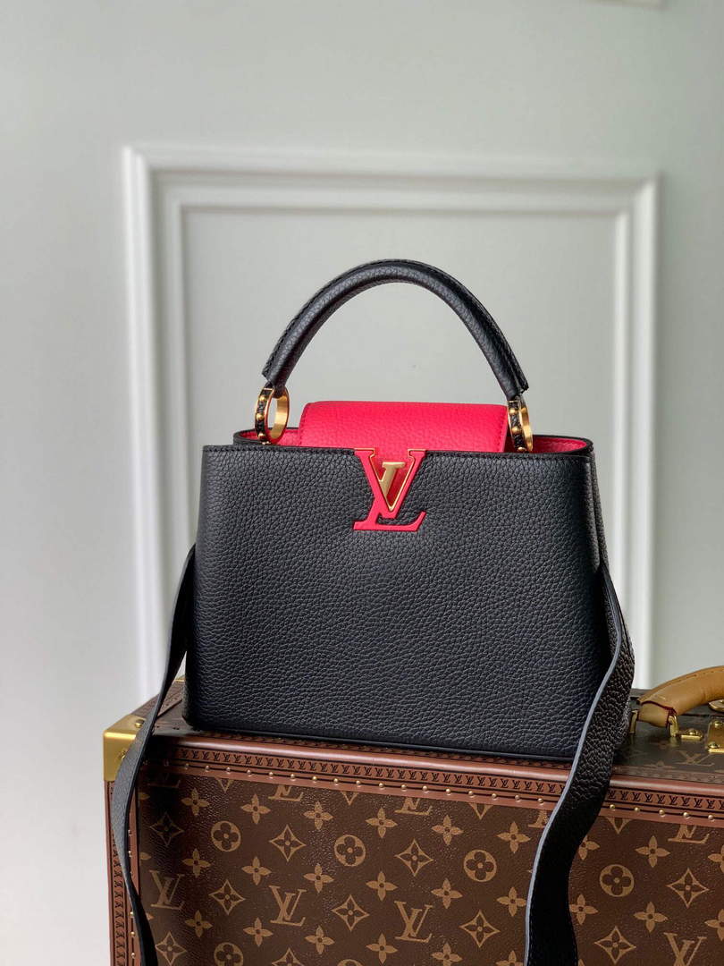 LV M59882 Louis Vuitton Capucines MM Handbag Black Rose Berlingot - Default Title - View 1