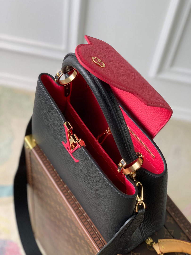 LV M59882 Louis Vuitton Capucines MM Handbag Black Rose Berlingot