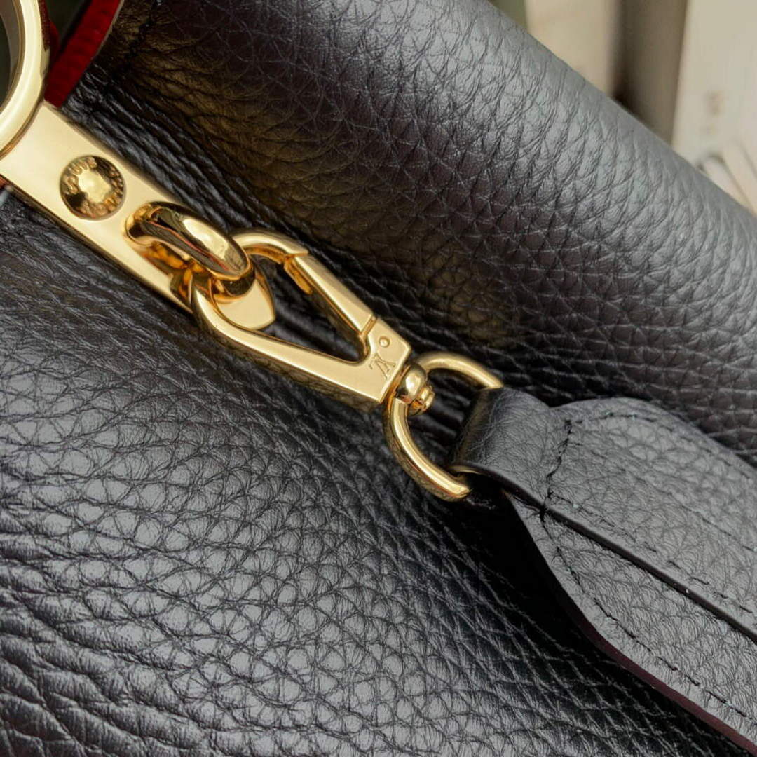 LV M59882 Louis Vuitton Capucines MM Handbag Black Rose Berlingot