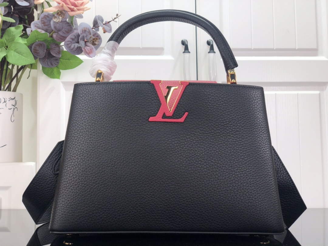LV M59882 Louis Vuitton Capucines MM Handbag Black - Default Title - View 1