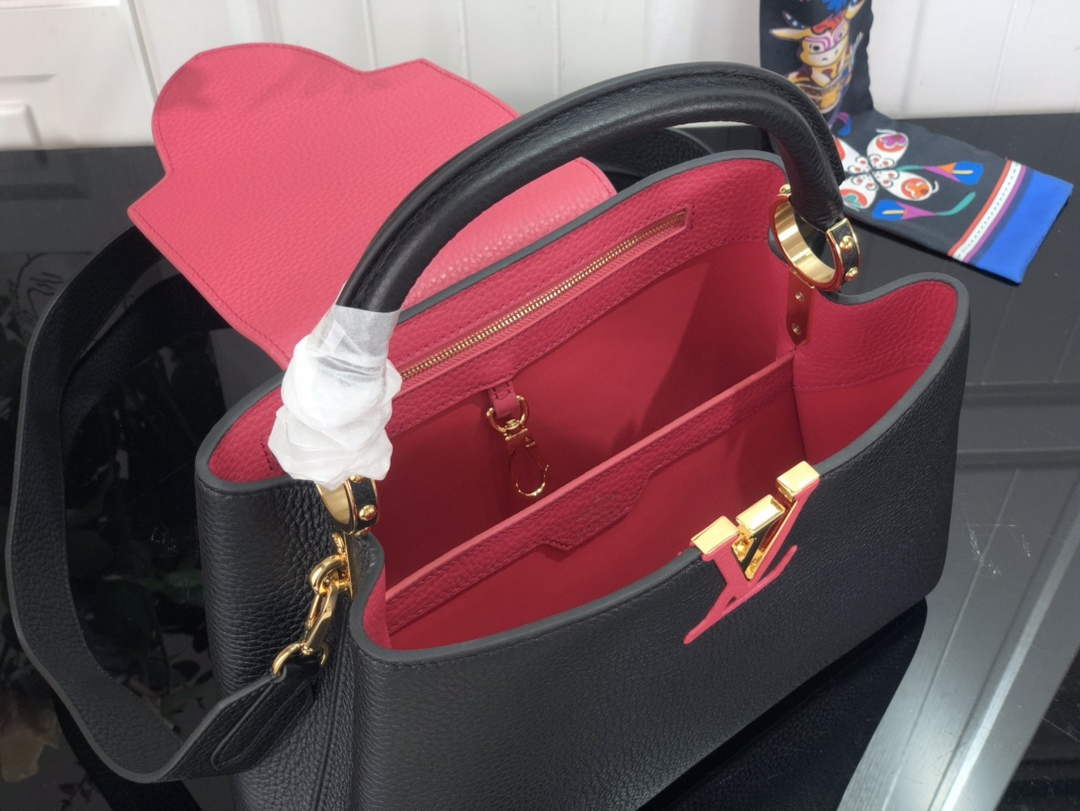 LV M59882 Louis Vuitton Capucines MM Handbag Black - Default Title - View 9