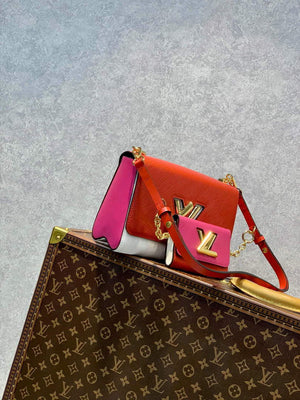 LV M59884 Louis Vuitton Twist MM Handbag Red - Default Title - View 2