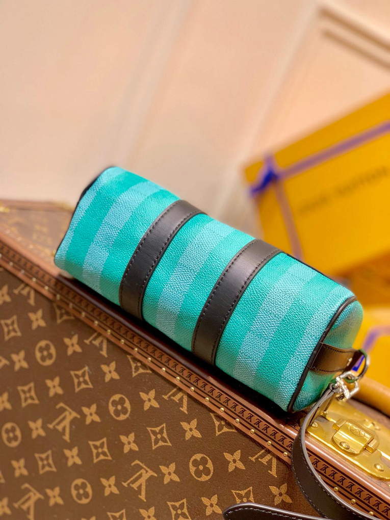 LV M59949 Louis Vuitton Keepall XS Bag - Default Title - View 4