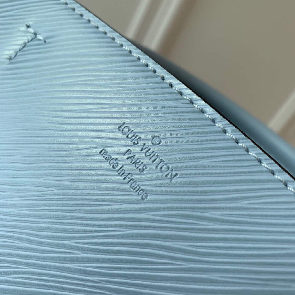 LV M59953 Louis Vuitton Marelle Tote MM Blue