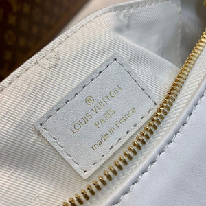 LV M59959 Louis Vuitton Over The Moon Bag Snow White - Default Title - View 9