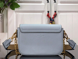 LV M59984 Louis Vuitton Lockme Tender Bleu - Default Title - View 3