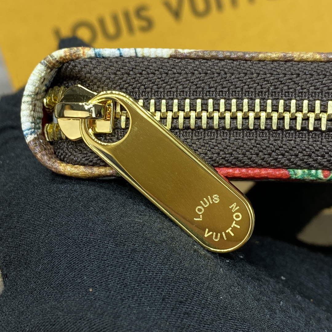 LV M60017 Louis Vuitton Zippy Wallet Monogram Canvas