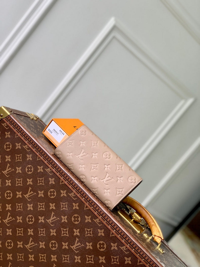 LV M60531 Louis Vuitton Sarah Wallet Khaki