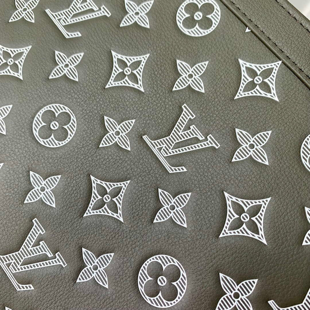 LV M61692 Louis Vuitton Pochette Voyage MM Bag Monogram Green