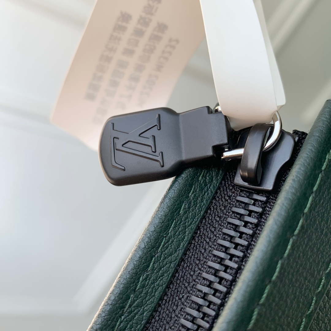 LV M61692 Louis Vuitton Pochette Voyage MM Bag Forest Green