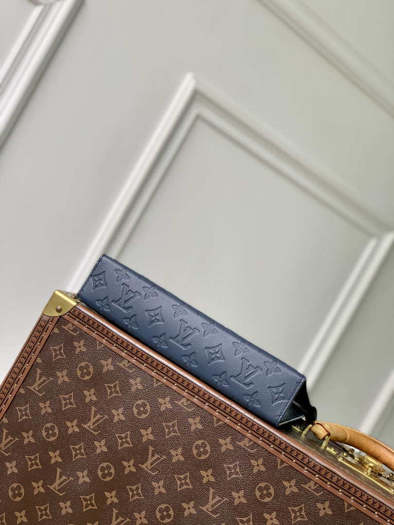 LV M61692 Louis Vuitton Pochette Voyage MM Bag Monogram £Âlue - Default Title - View 4