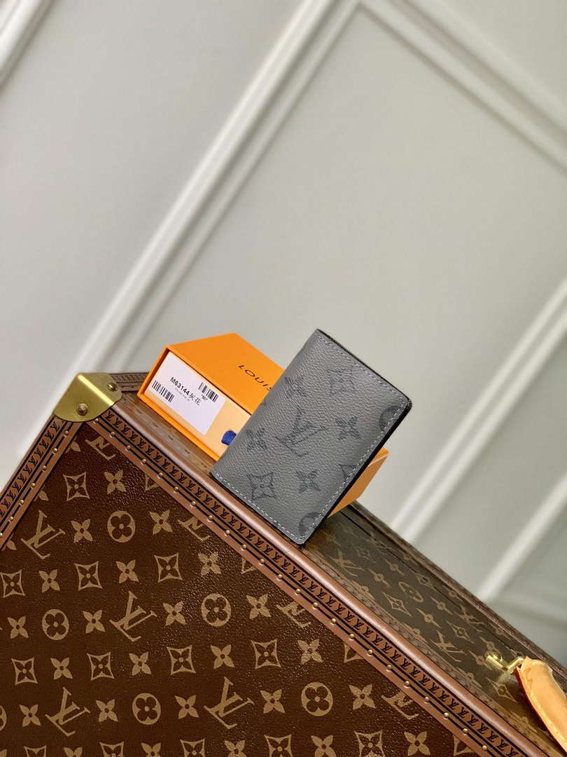 LV M61696 Louis Vuitton Pocket Organizer Gray