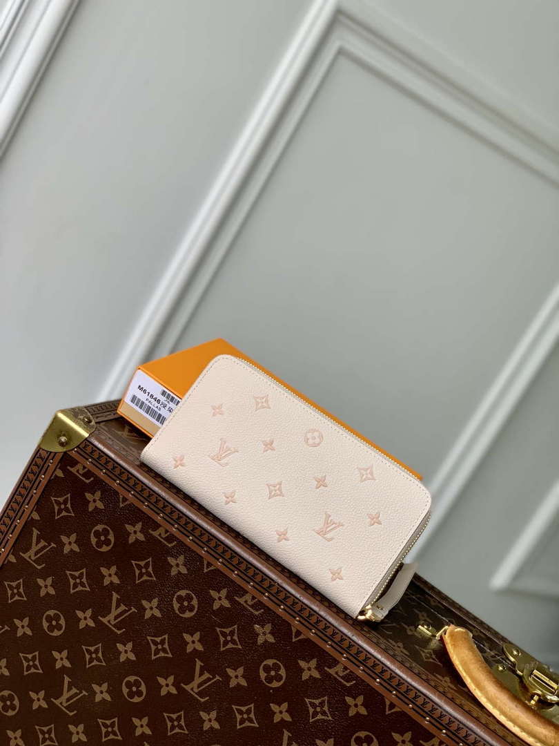 LV M61864 Louis Vuitton Zippy Wallet Eden