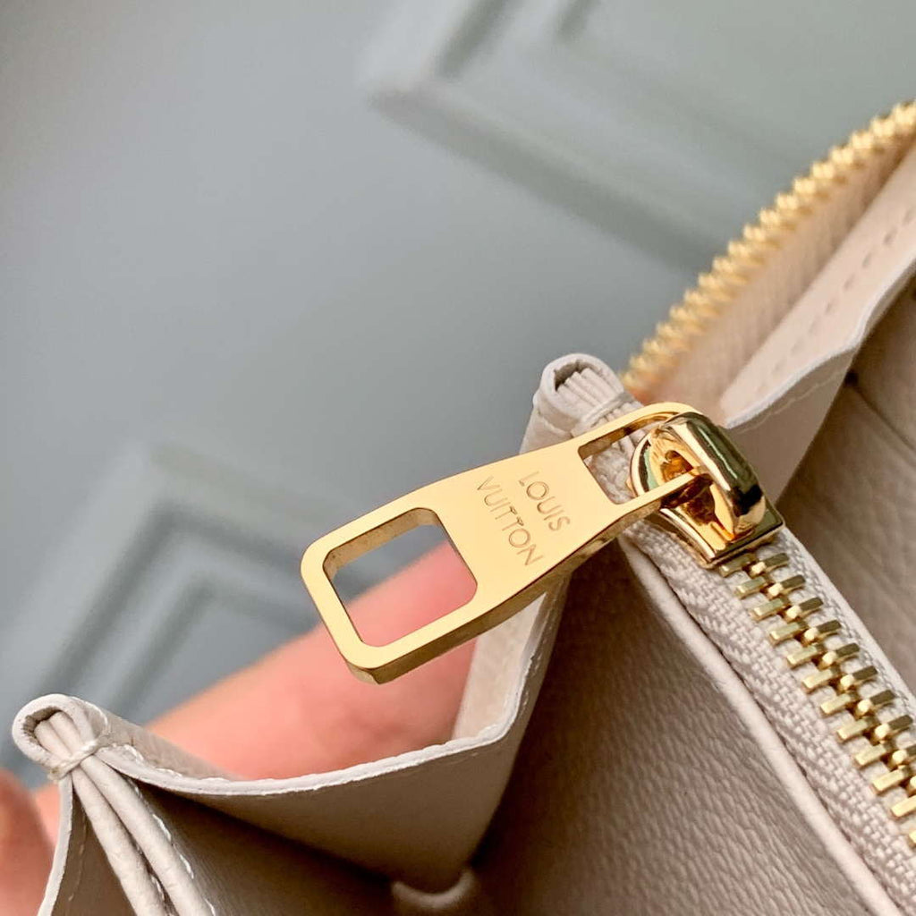 LV M61864 Louis Vuitton Zippy Wallet Eden