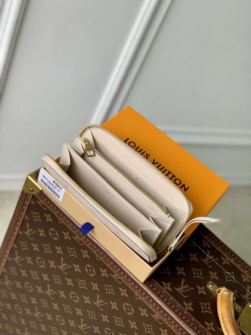 LV M61864 Louis Vuitton Zippy Wallet Eden