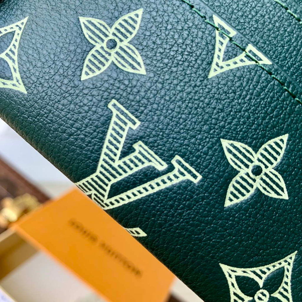 LV M62170 Louis Vuitton Double Card Holder Forest Green