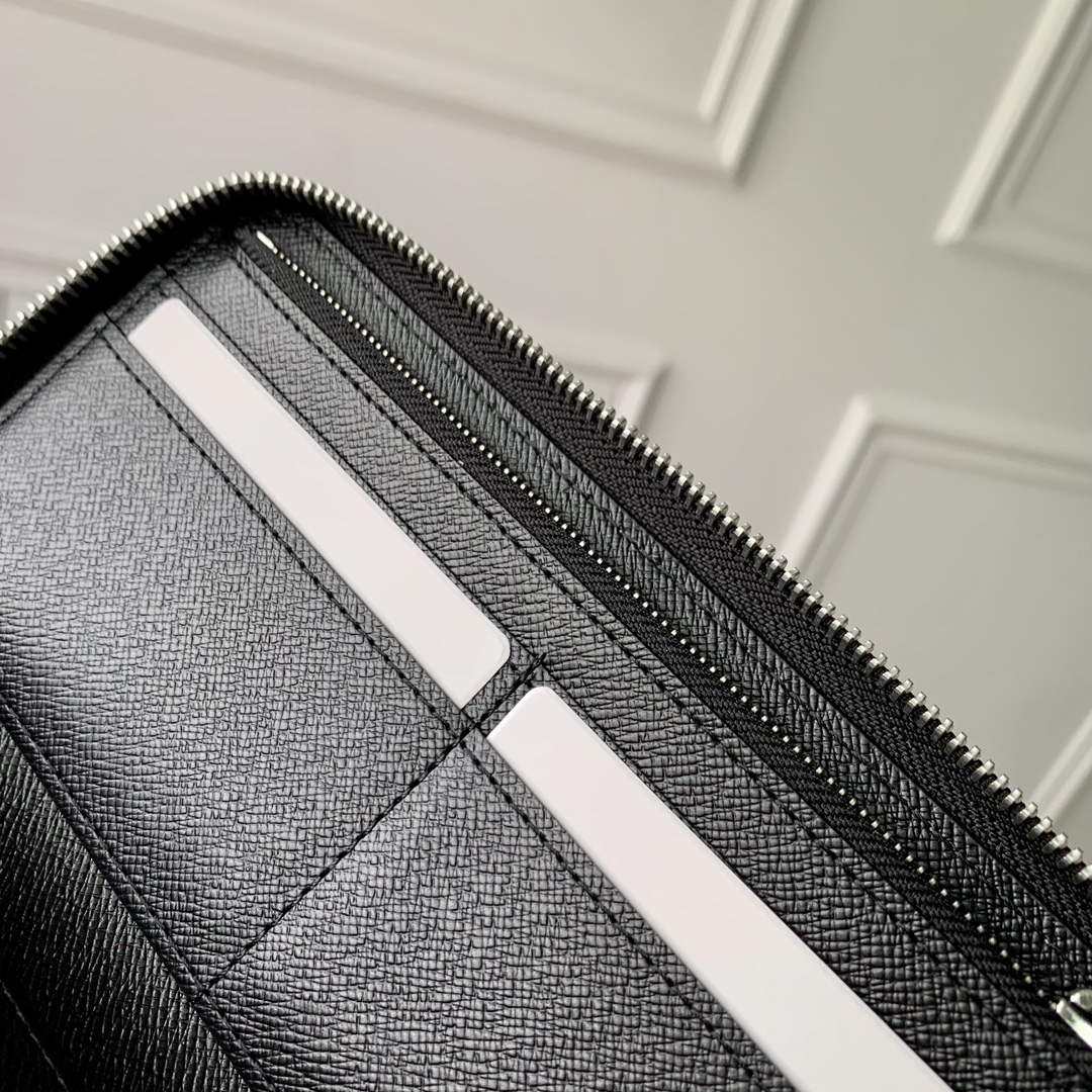 LV M62295 Louis Vuitton Zippy Wallet Vertical Gray