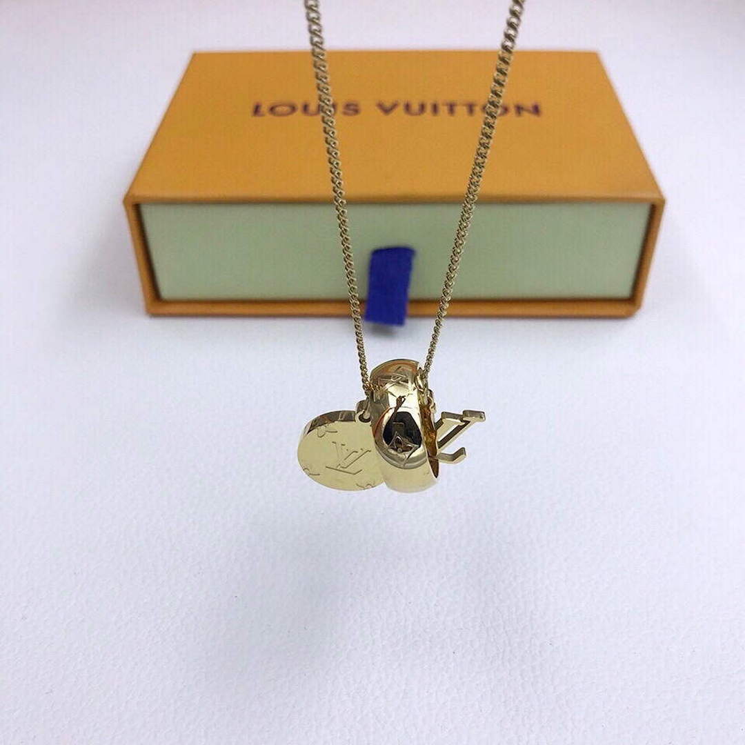 LV M62485 Louis Vuitton Monogram Charms Necklace Gold