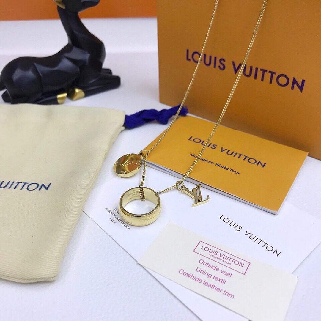LV M62485 Louis Vuitton Monogram Charms Necklace Gold