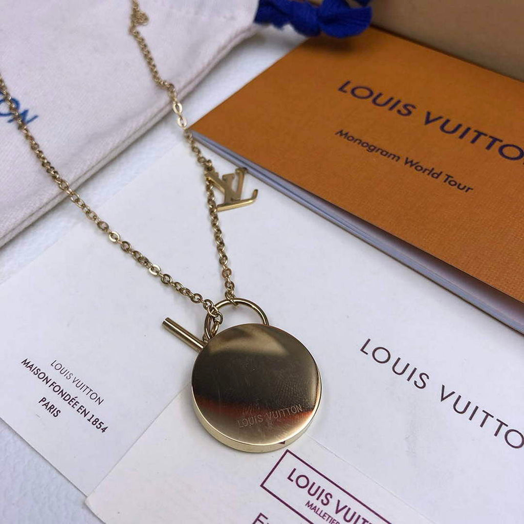LV M62486 Louis Vuitton Monogram Charms Necklace