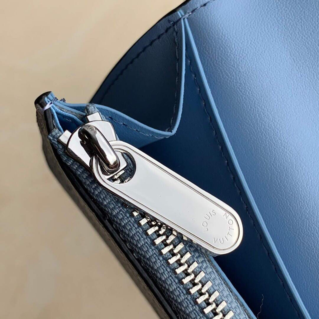 LV M64050 Louis Vuitton Anae Coin Purse Gradient Blue