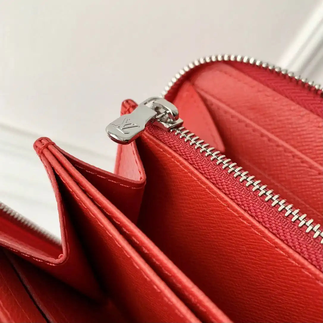 LV M67548 Zippy Wallet Louis Vuitton x Supreme leather Red