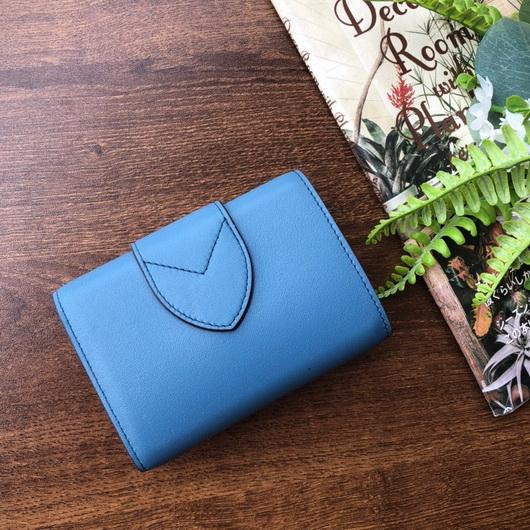 LV M69175 Louis Vuitton LV Pont 9 Compact Wallet Epi Leather Blue - luxibagsmall