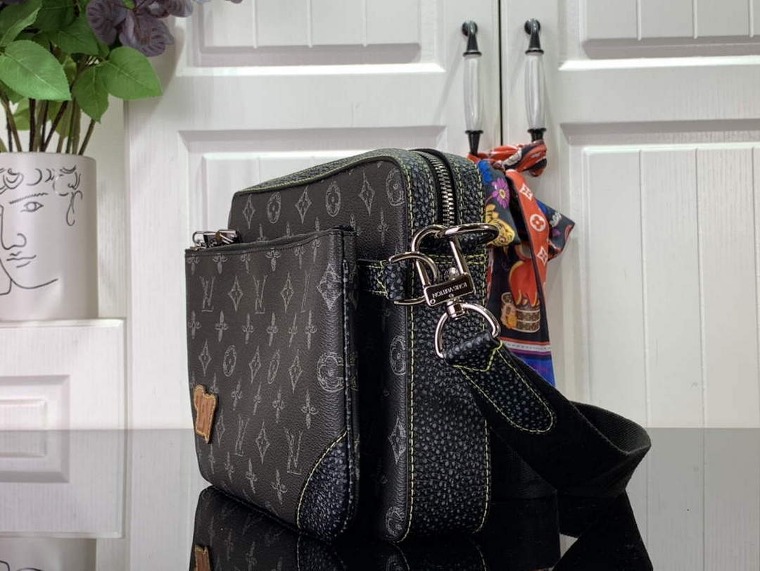 LV M69443 Louis Vuitton Trio Messenger Bag Monogram - Default Title - View 2